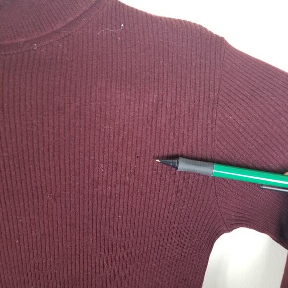 Pendleton Women's Ribbed Virgin Wool Turtleneck Sweater Size 36 Purple - Picture 7 of 7